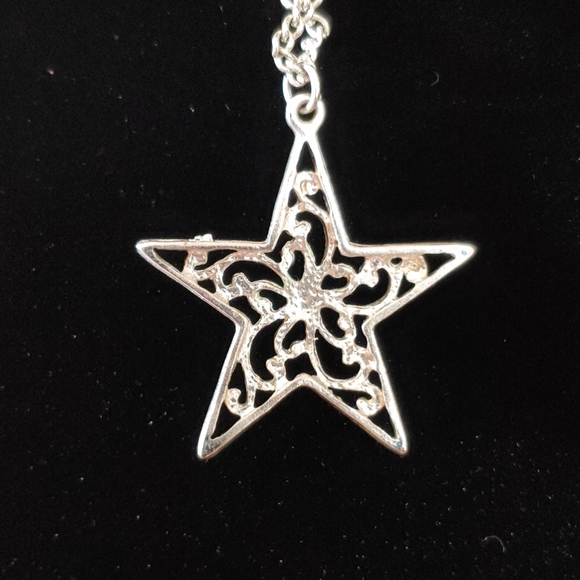 Necklace Two Chained Star Charm - Picture 5 of 6